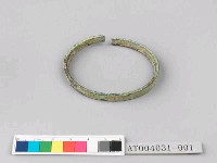 藏品(銅腕飾)的圖片